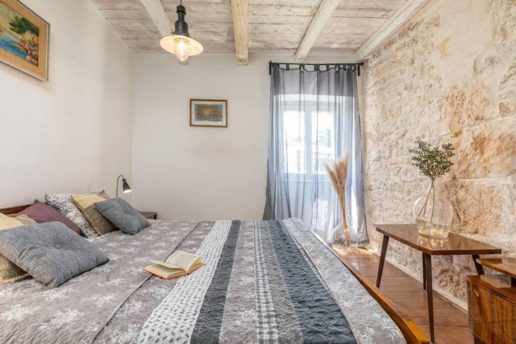 Вилла Casa Di Pietra Matelici Divsici Экстерьер фото